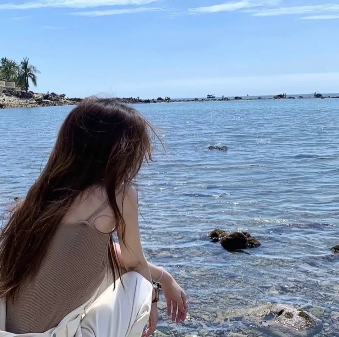 骄阳逼近 海报